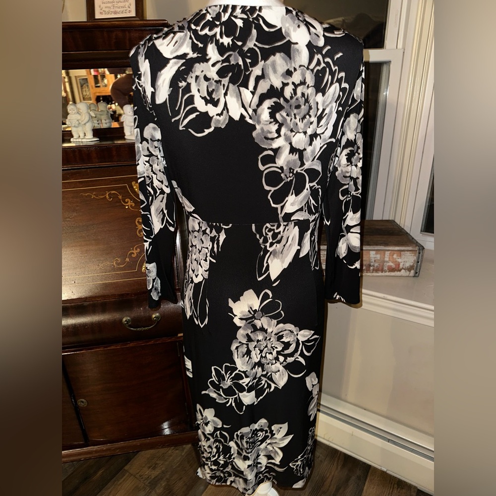 Lauren Ralph Lauren/Dress Womens/ Stretch Black & White Floral/Size 8/NWOT - Picture 5 of 10